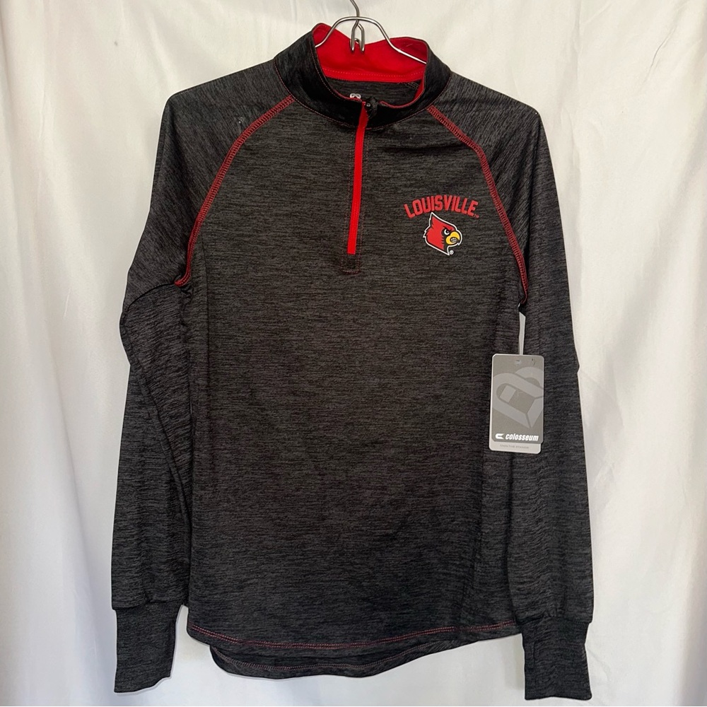 NWT Womens size M. Louisville Cardinals Pullover